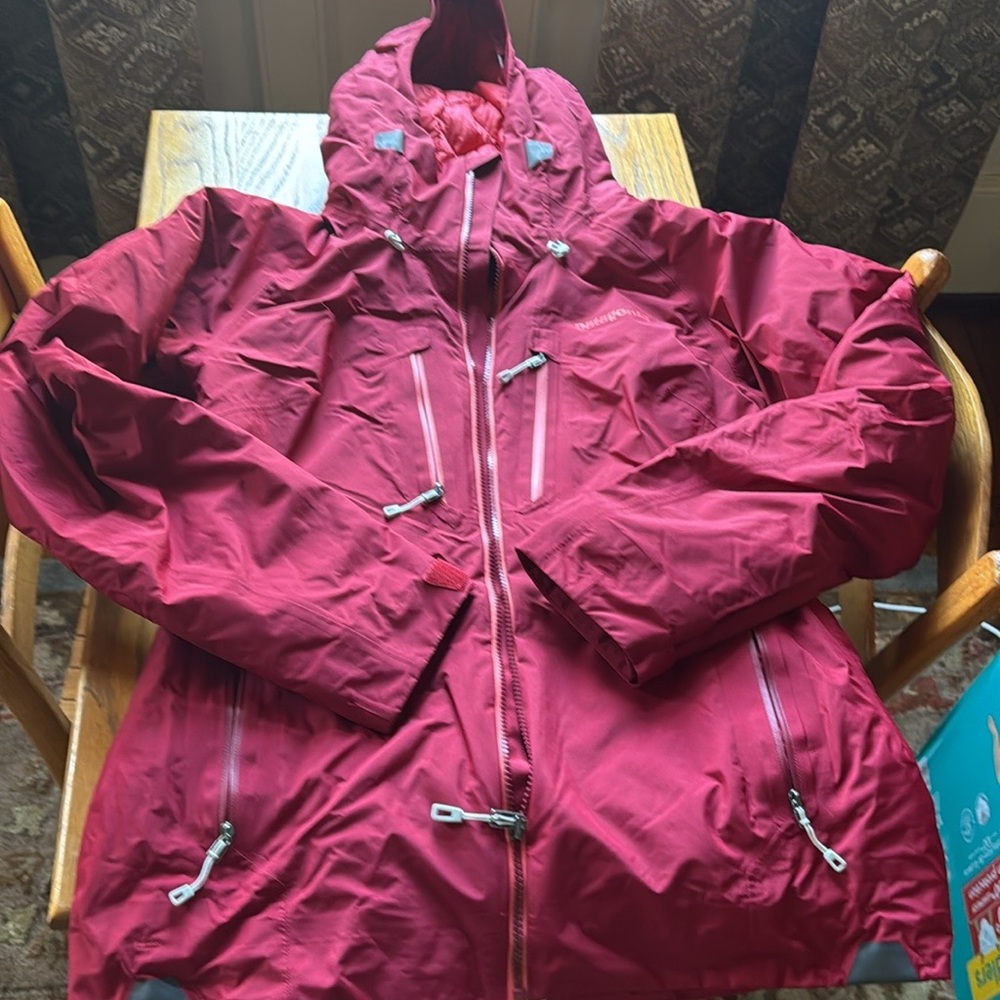 Ladies size Small like new Patagonia jacket